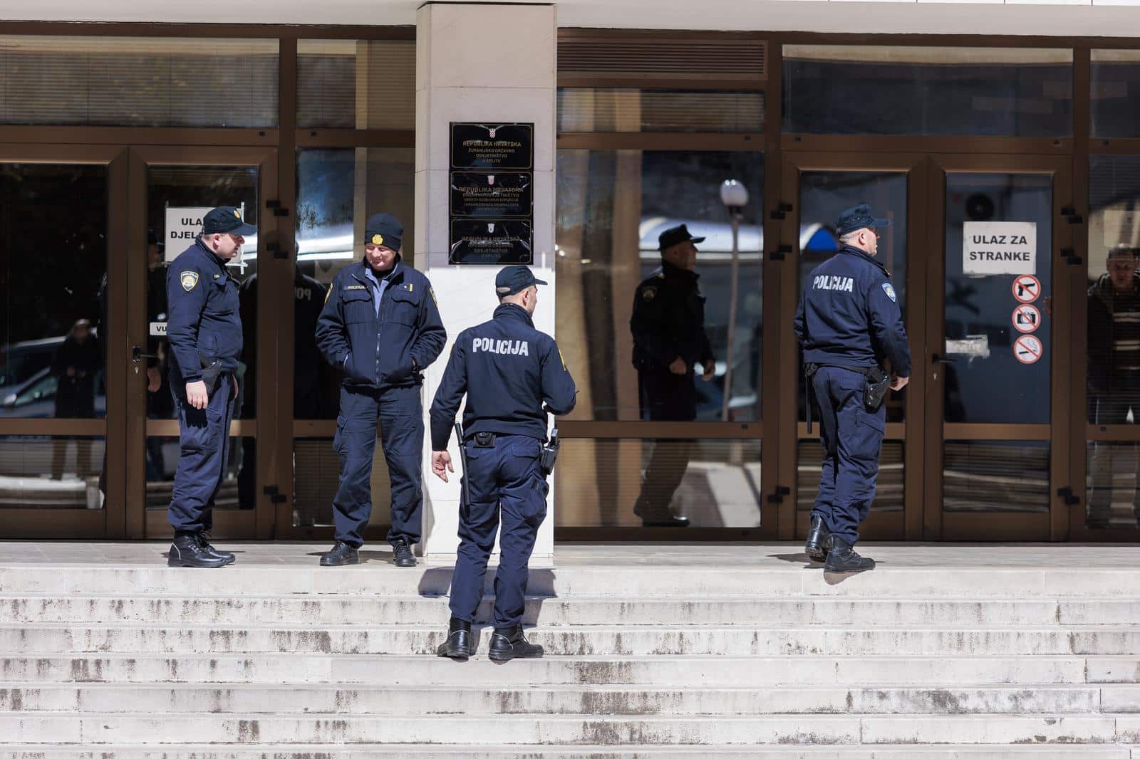 policija bomba