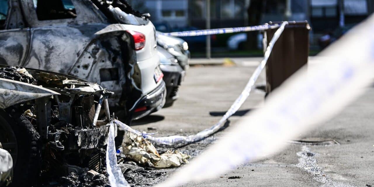 Zagreb: U Utrinama tijekom noći izgorjela četiri automobila