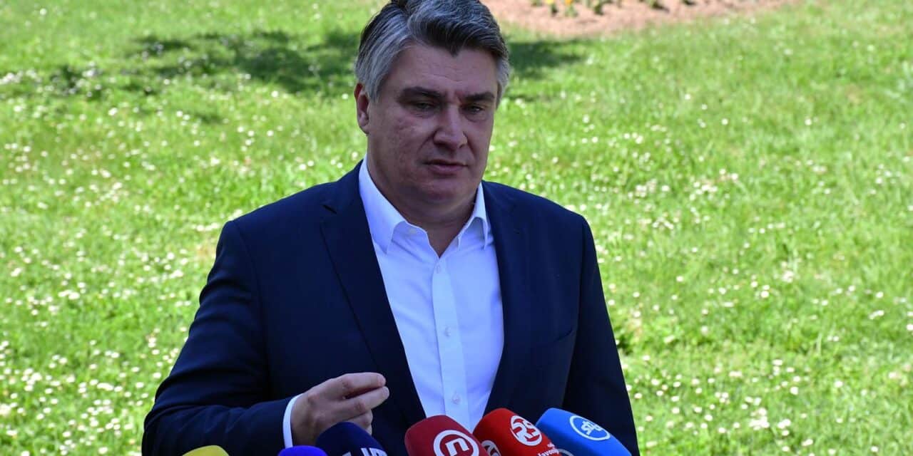 Predsjednik Zoran Milanović sudjelovao na svečanoj sjednici Gradskog vijeća Slavonskog Broda
