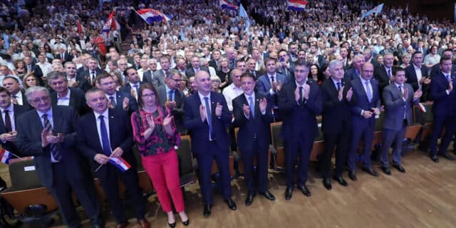 Zagreb: Svečana akademija povodom 30. godišnjice osnivanja Hrvatske demokratske zajednice