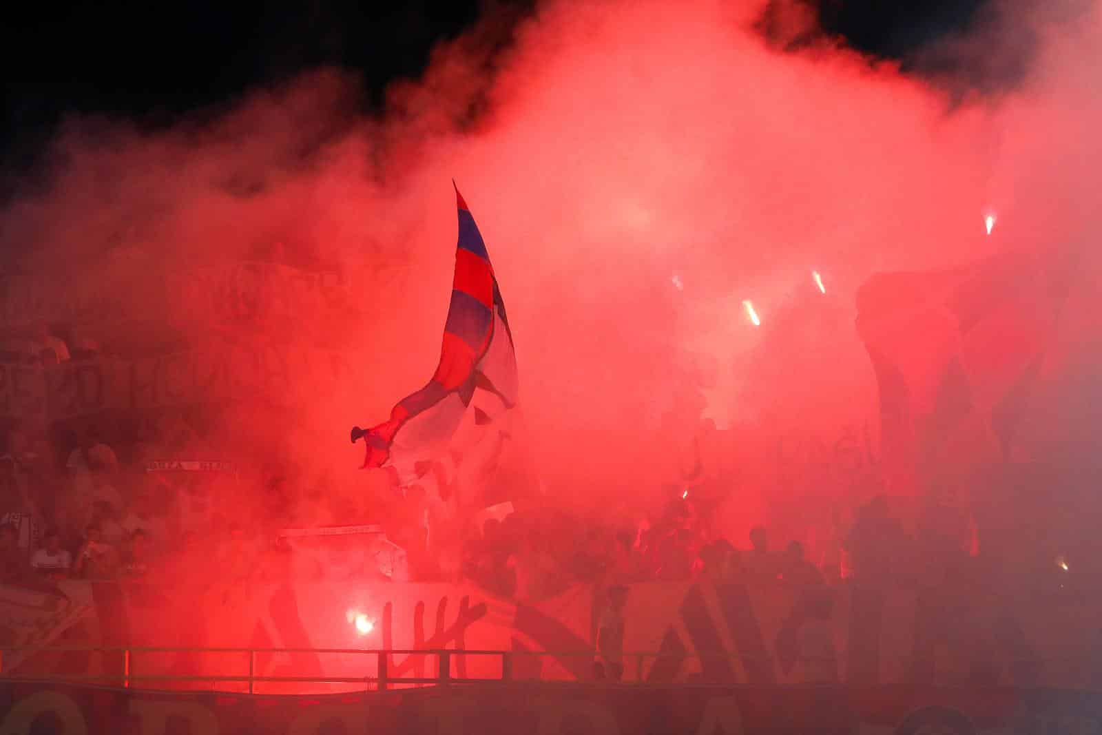 Torcida bakljadom proslavila Hajdukovu pobjedu protiv Istre