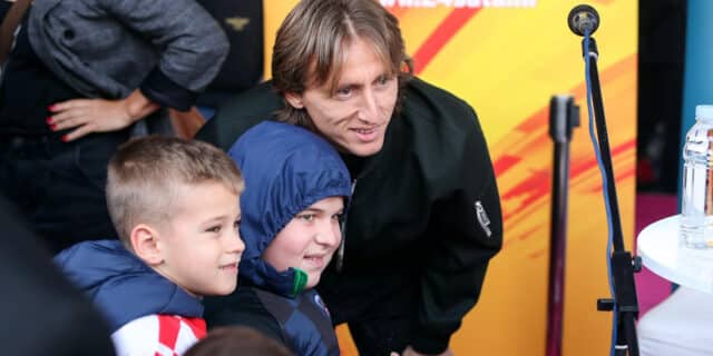 Zagreb: Luka Modrić predstavio je na Interliberu u Zagrebu svoju autobiografiju “Moja igra”