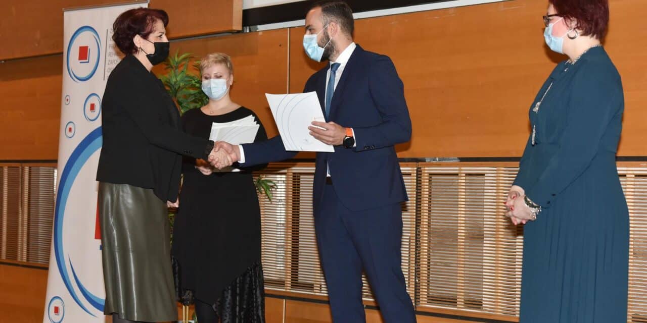 Zagreb: Aladrović uručio ugovore za razvoj novih tehnologija i poslovnih procesa