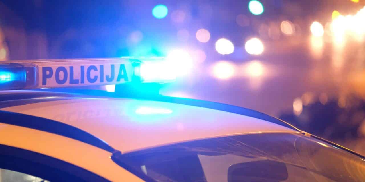 Prometna nesreća između motora i osobnog vozila u Ulici Donje Svetice