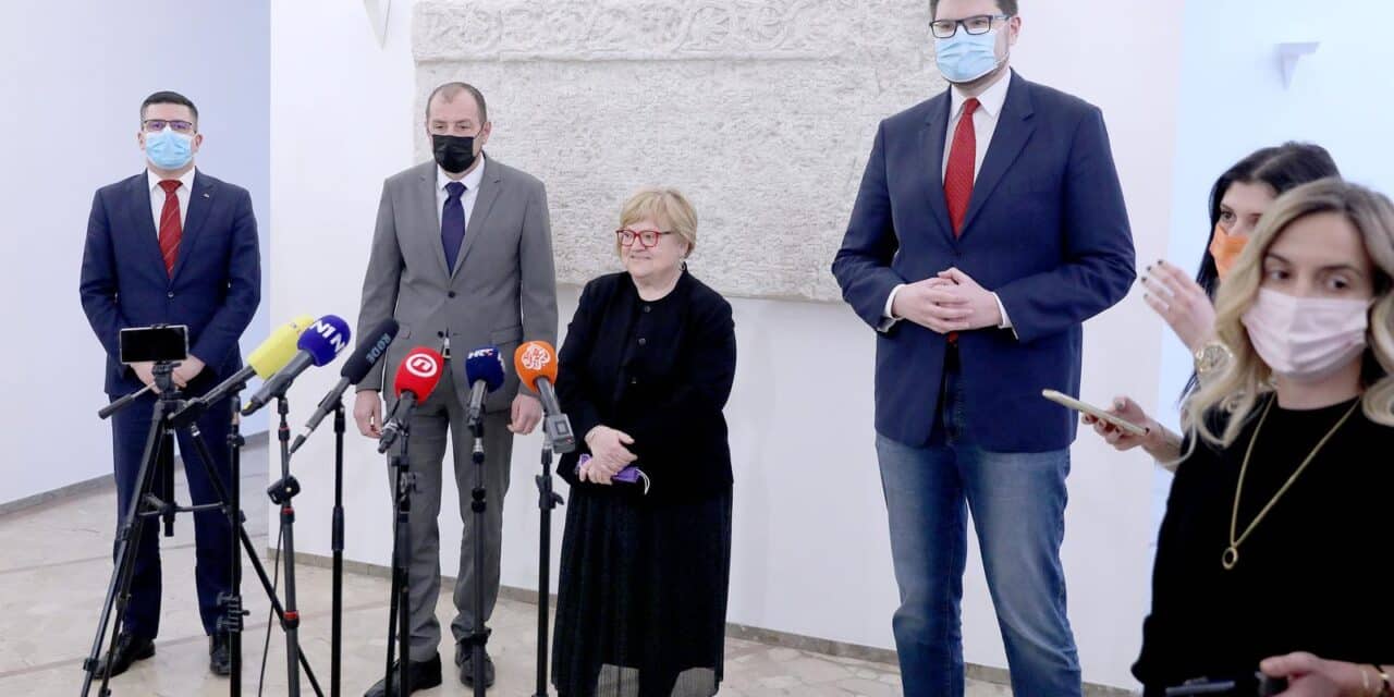 Zagreb: Čelnici oporbenih stranaka održali su konferenciju nakon sastanka s premijerom