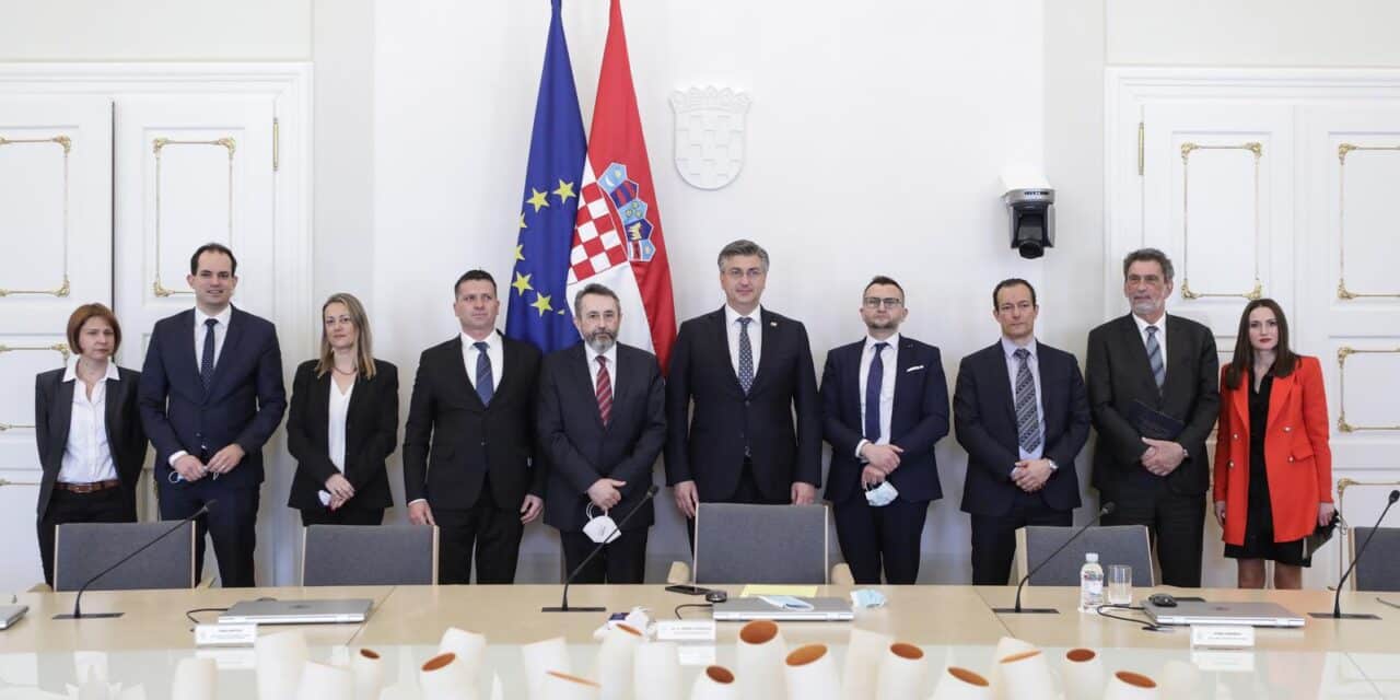 Zagreb: Plenković na potpisivanju Okvirnog sporazuma o suradnji Vlade s pravnim fakultetima