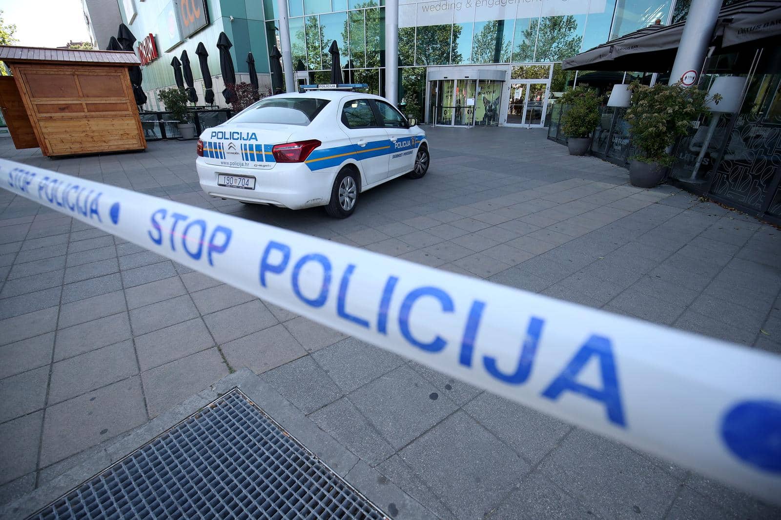 Policija dobila dojavu o mogućoj eksplozivnoj napravi u Avenu Mallu