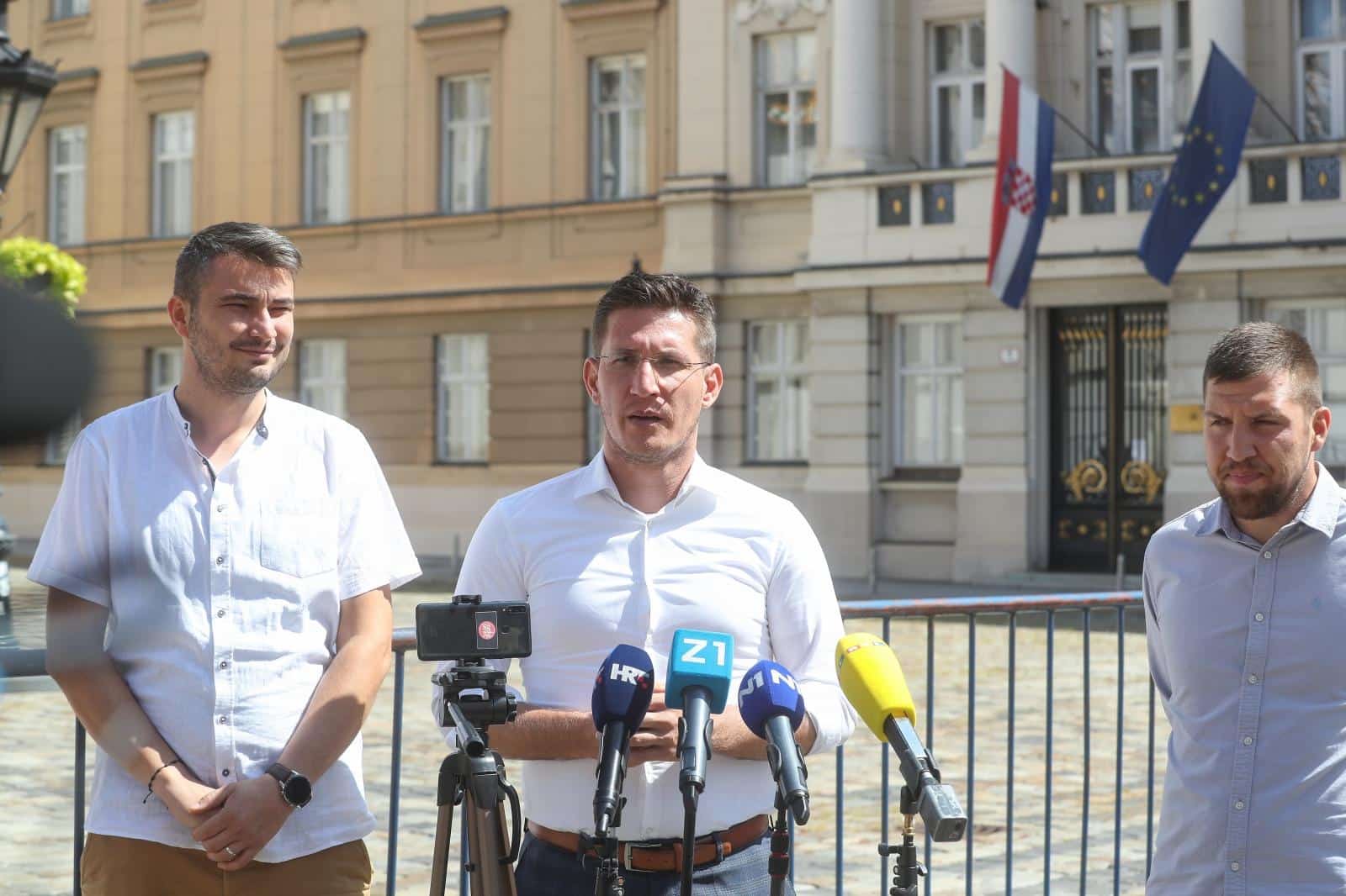 Zagreb: MOST se obratio javnosti vezano uz odlaganje otpada u Sesvetskom Kraljevcu