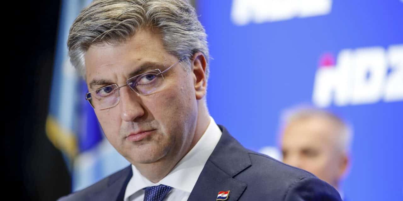 Andrej Plenković obratio se medijima nakon sjednice Predsjedništva i Nacionalnog vijeća HDZ-a
