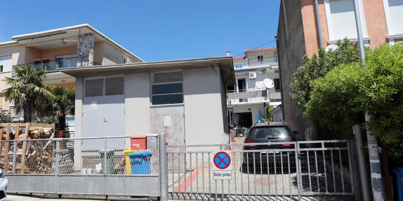 Crikvenica: Stan u kojem su zbog požara poginule dvije osobe