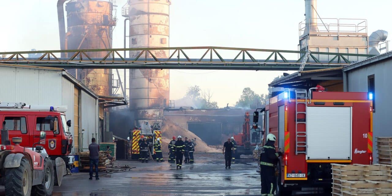 Veliki Bukovec: Jedna osoba ozlijeđena u eksploziji silosa i požara u pilani