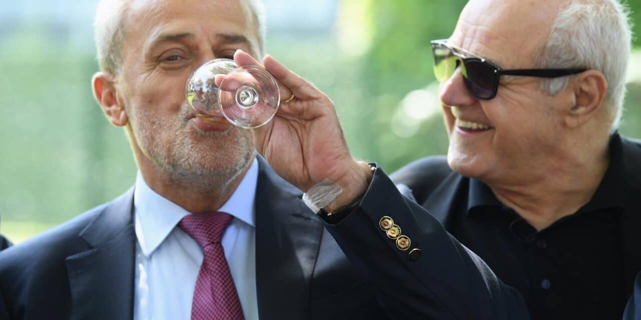 Zagreb: Gradonačelnik Bandić jutros je bio na Rebru te mu je na ruci ostao flaster