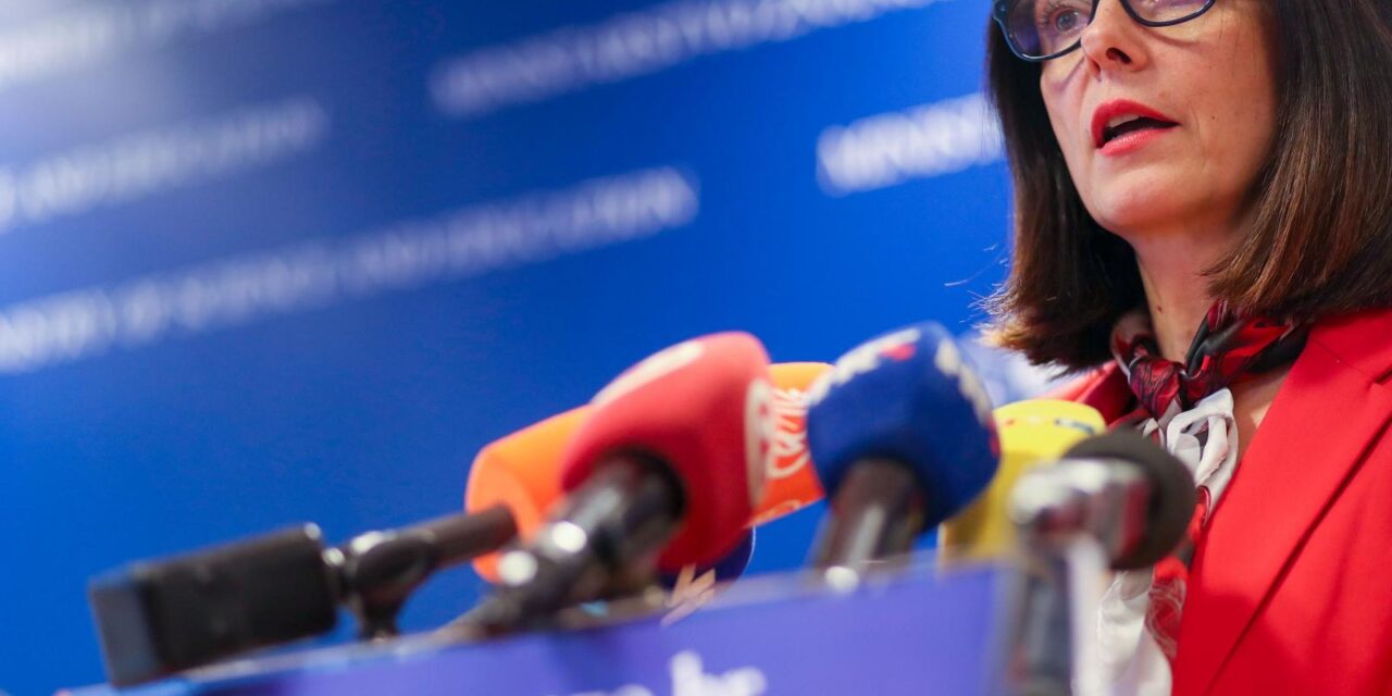 Zagreb: Blaženka Divjak održala izvanrednu konferenciju za medije
