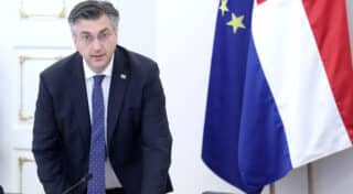Zagreb: Vlada na sjednici raspravlja o izmjenama Zakona o rodiljnim i roditeljskim potporama