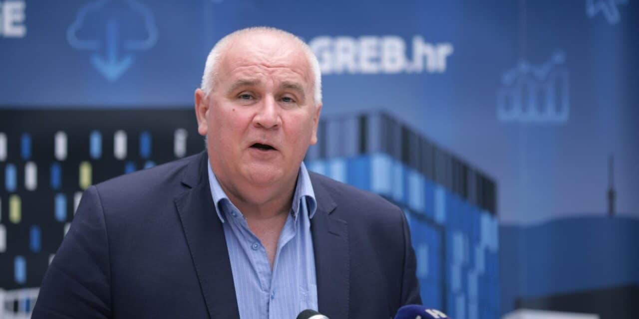 Konferencija za medije StoĹľera civilne zaĹˇtite grada Zagre