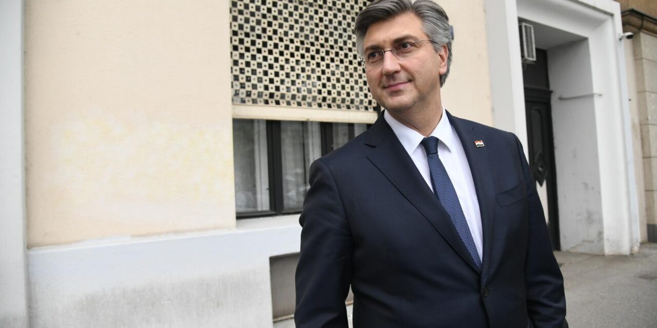 Zagreb: Andrej Plenković obratio se medijima nakon sjednice Predsjedništva