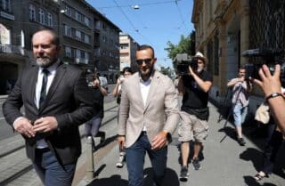 Bivši ministar Josip Aladrović u pratnji odvjetnika Nikole Mandića odlazi iz USKOK-a