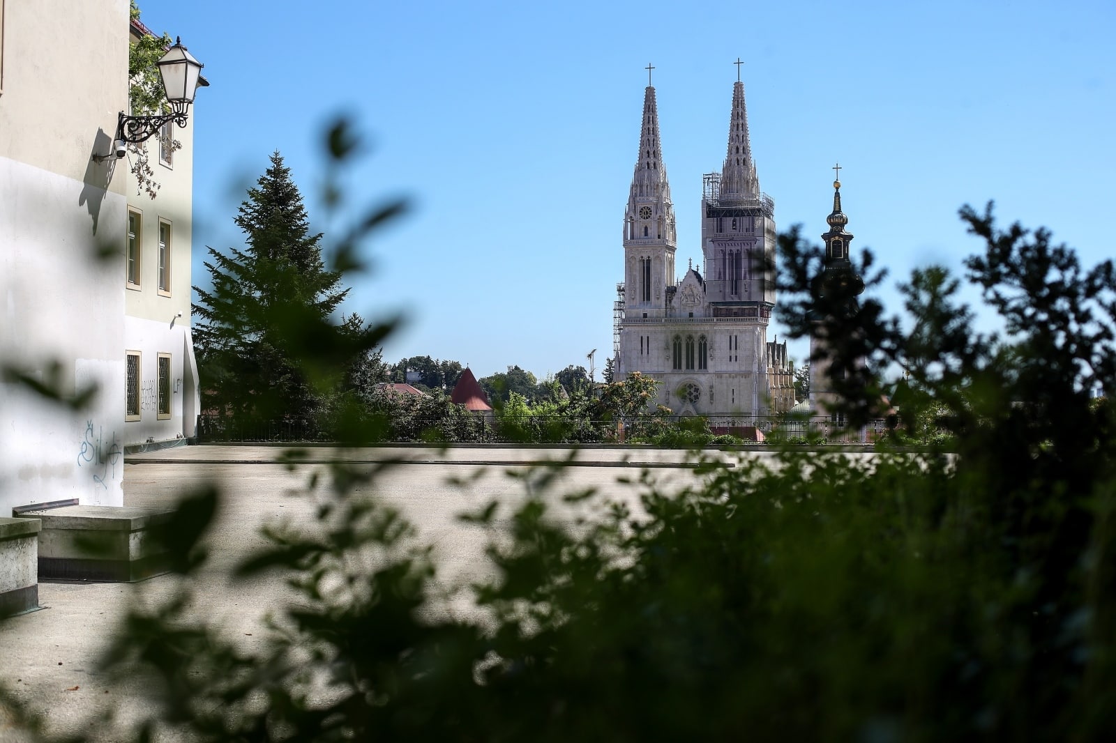 Zagreb: Prazne gornjogradske ulice tijekom ljetne vrućine