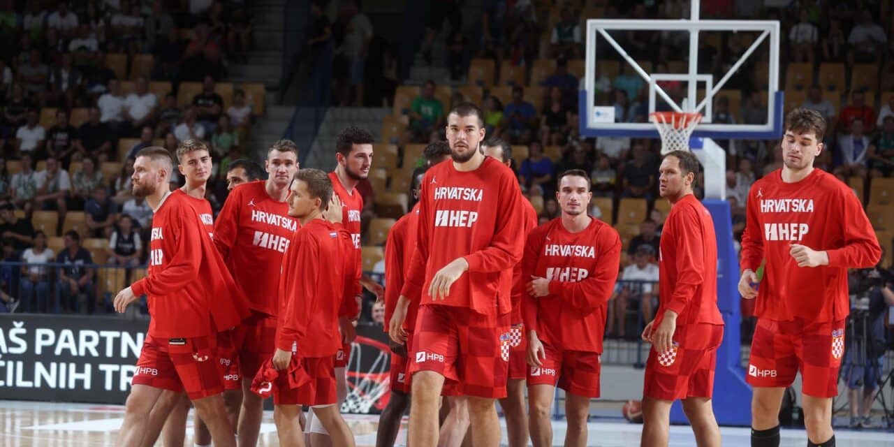 Košarkaši Slovenije svladali su Hrvatsku 94:88 u pripremnoj utakmici za Eurobasket