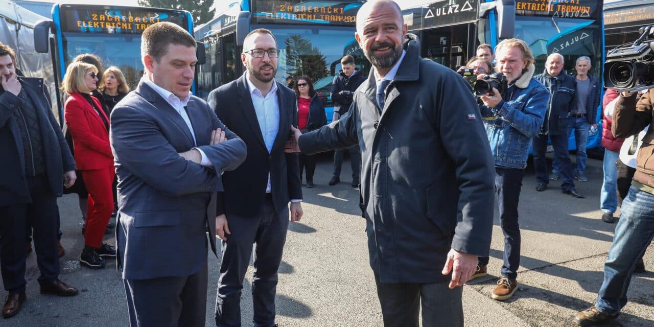 Zagreb: Predstavljanje preostalih 20 isporučenih niskopodnih autobusa ZET-a