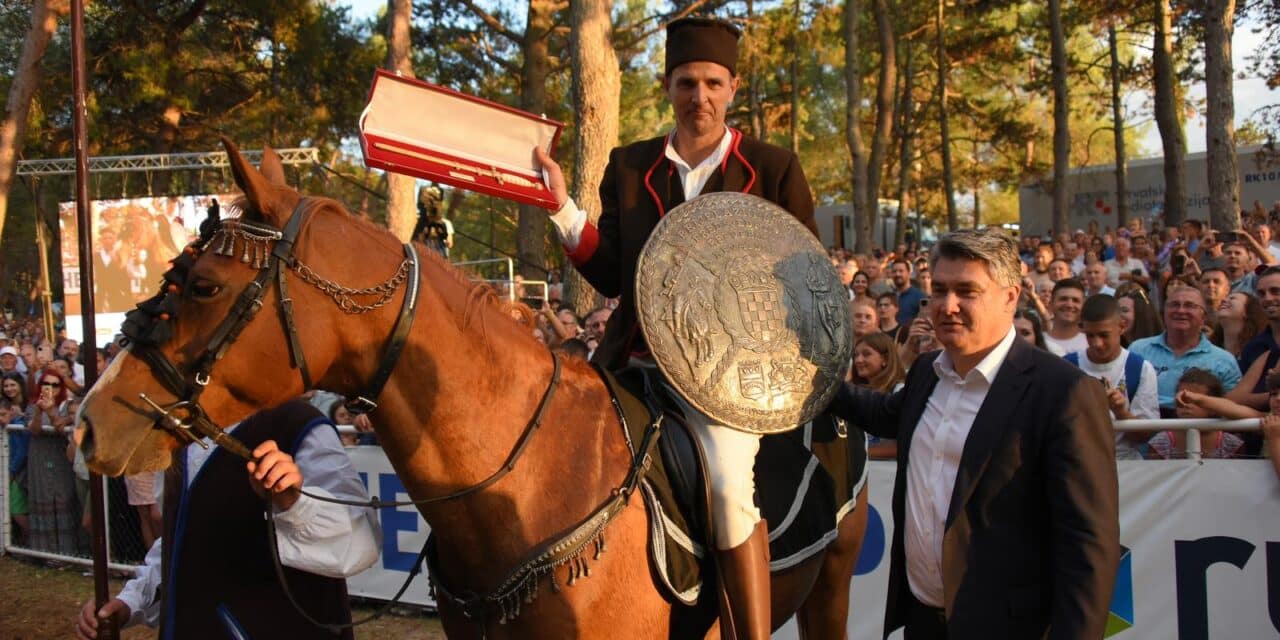Barban: Petar Benčić je sa osvojenih sedam punti slavodobitnik 47. Trke na prstenac