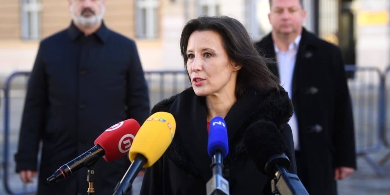 Zagreb: Stranka Centar održala konferenciju na temu “Prikriveni ili pokvareni lockdown”