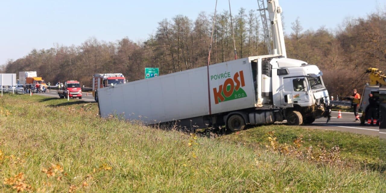 U prometnoj nesreći na autocesti A1 smrtno stradale četiri osobe