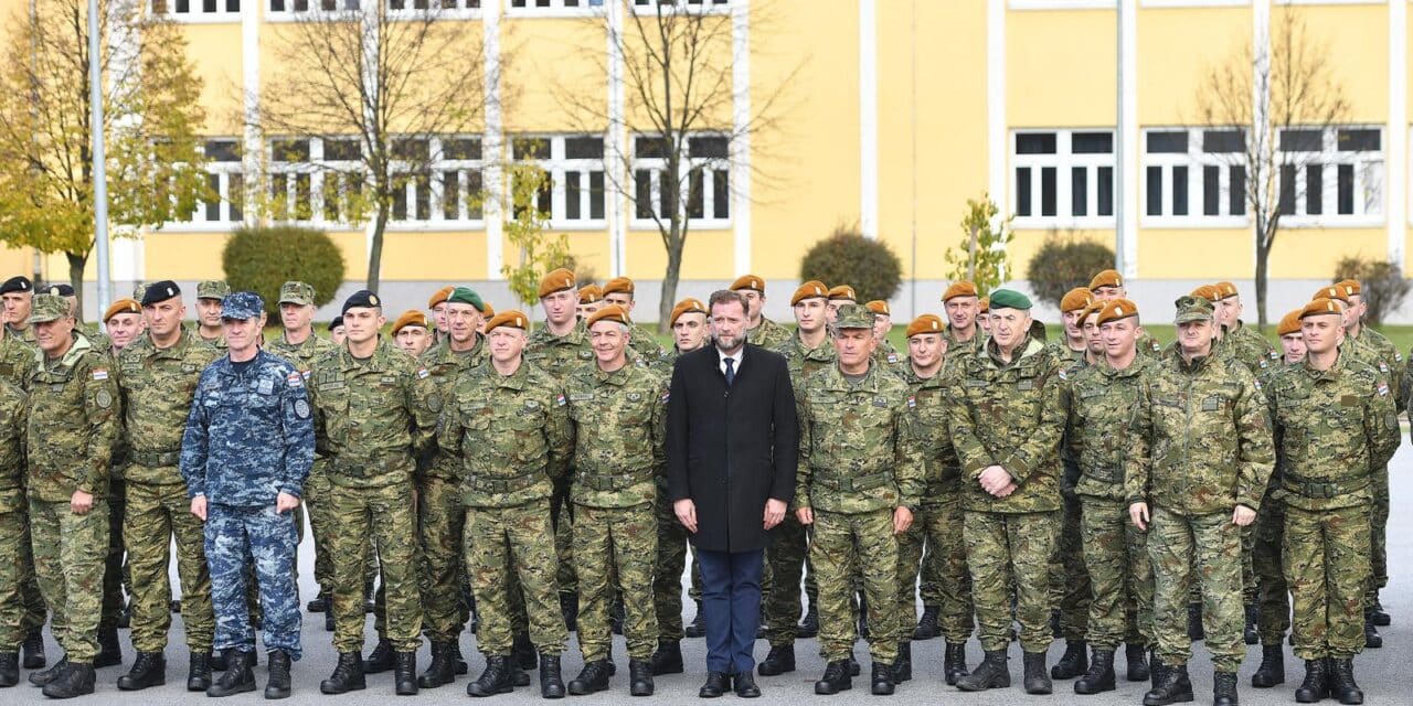 Varaždin: Ministar Banožić na ispraćaju 38. hrvatskog kontingenta u NATO operaciju u Republiku Kosovo