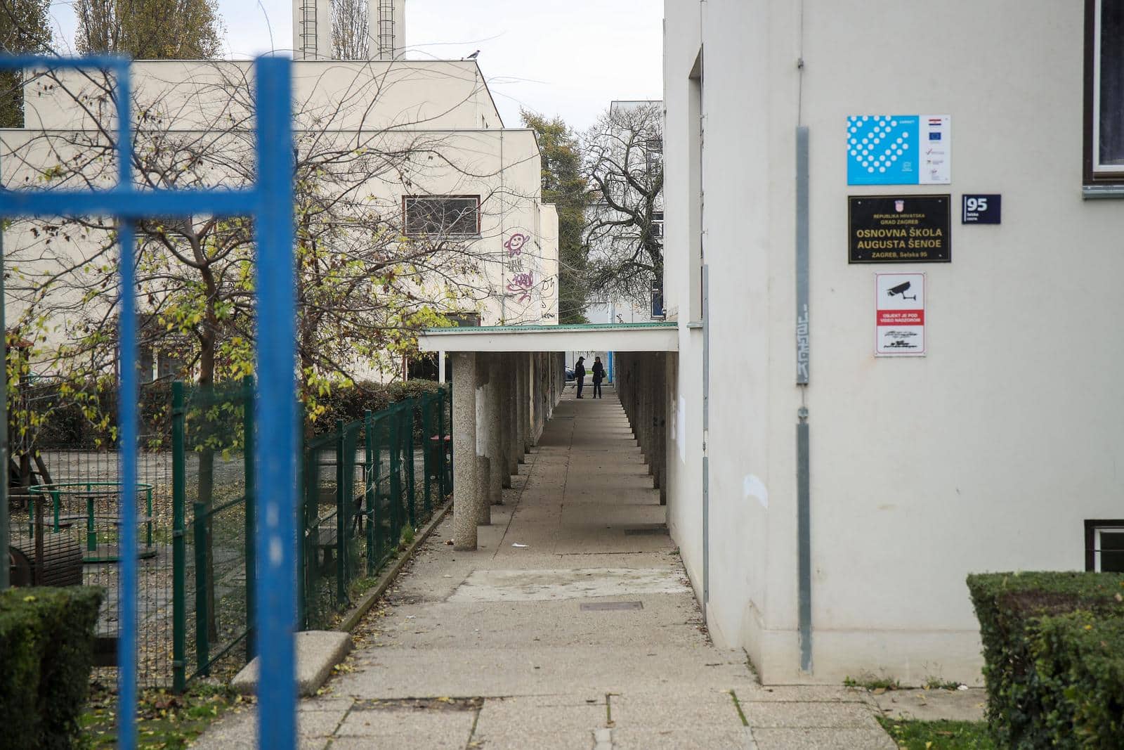Zagreb: Zbog dojave o bombi evakuirani vrtić Bajka i škola Augusta Šenoe