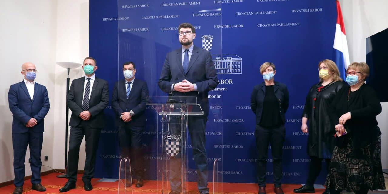 Zagreb: Konferencija za medije zastupnika oporbenih klubova zastupnika