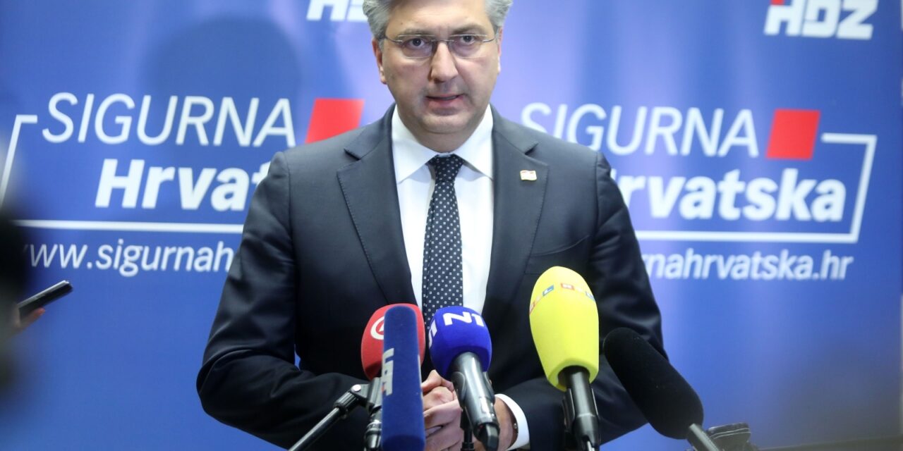 Zagreb: Izjava za medije nakon sjednice Predsjedništva i nacionalnog vijeća HDZ-a