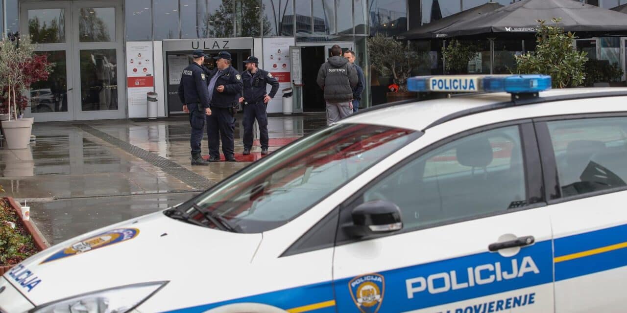 Zbog dojave o bombi evakuiran Arena centar