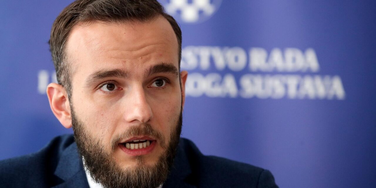 Potpisan ugovor za operaciju  “Moja mirovina – Unapređenje usluga REGOSA na tržištu rada”