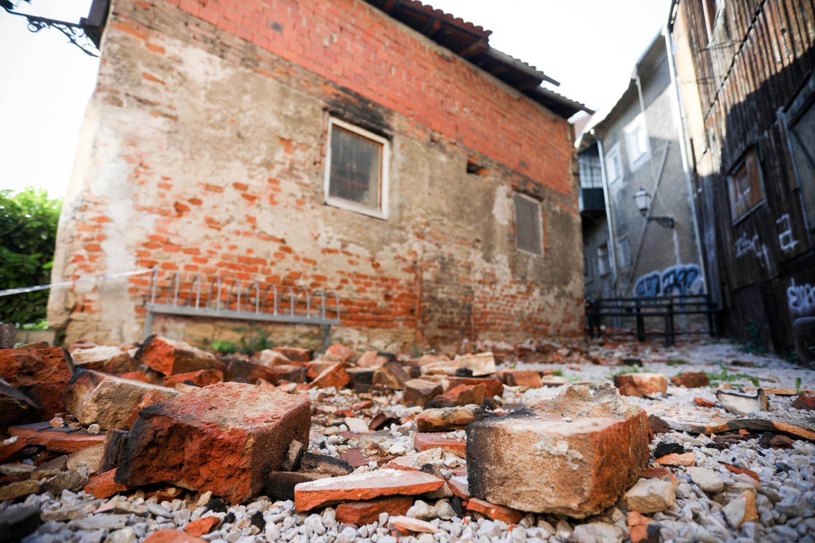 Zagreb: Dva mjeseca nakon potresa, Cesarćeva i dalje zakrčena