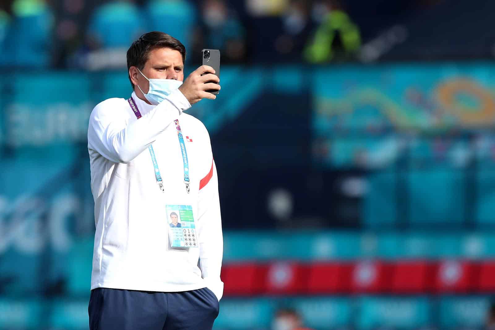 Glasgow: Igrači na terenu uoči utakmice Hrvatska – Škotska UEFA Europskog prvenstva