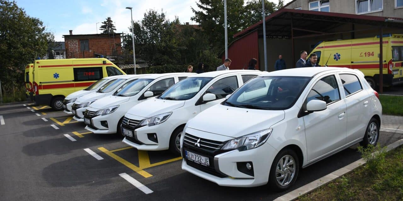 Dom zdravlja Bjelovarsko-bilogorske županije dobio je pet novih vozila vrijeednih 530.000 kuna