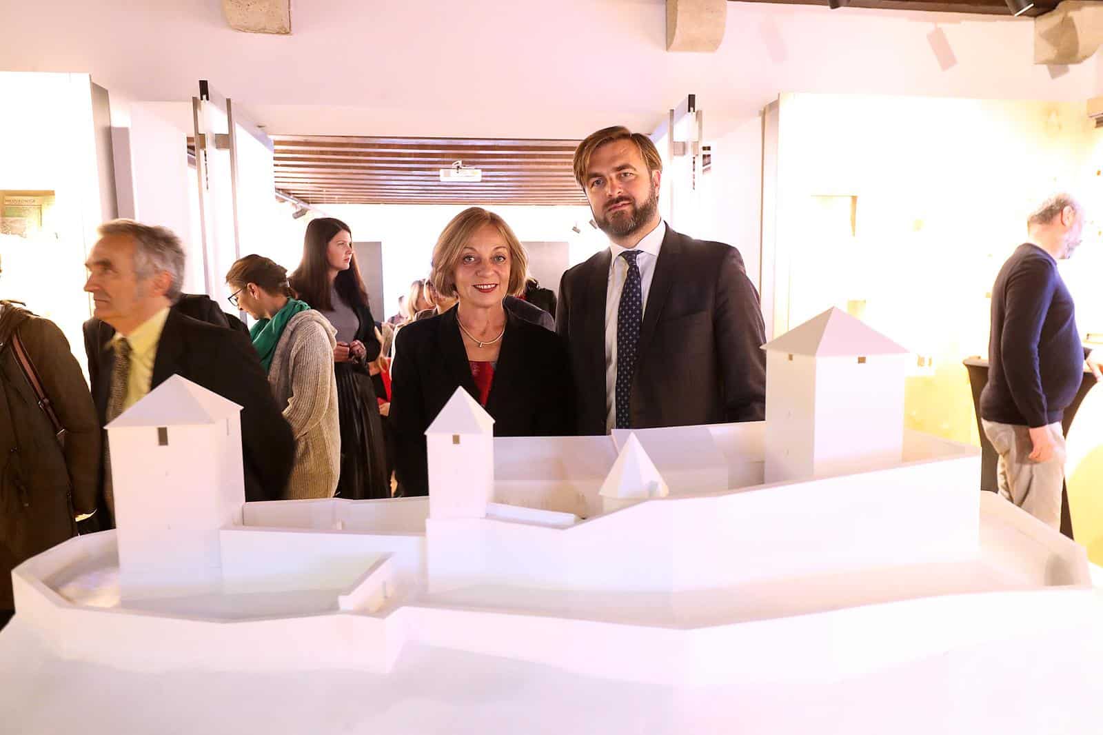 Službeno otvoren Centar za posjetitelje Medvedgrad