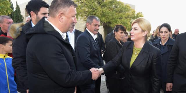 Predsjednica Kolinda Grabar-Kitarović posjetila je Škabrnju