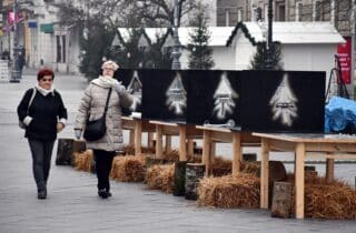 Slavonski Brod: Prohladno i maglovito predblagdansko poslijepodne u središtu grada