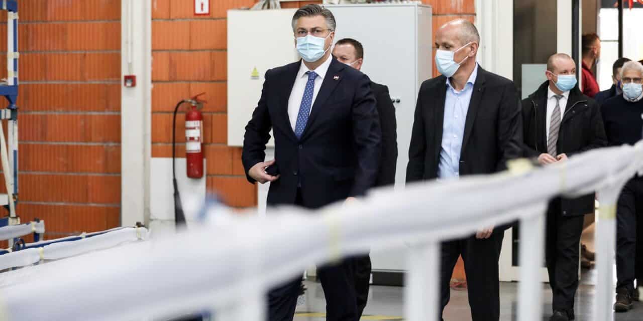 Andrej Plenković i suradnici posjetili tvrtku KFK u Rugvici
