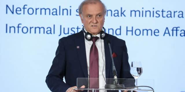 Zagreb: Zajednička konferencija Dražena Bošnjakovića i Didiera Reyndersa