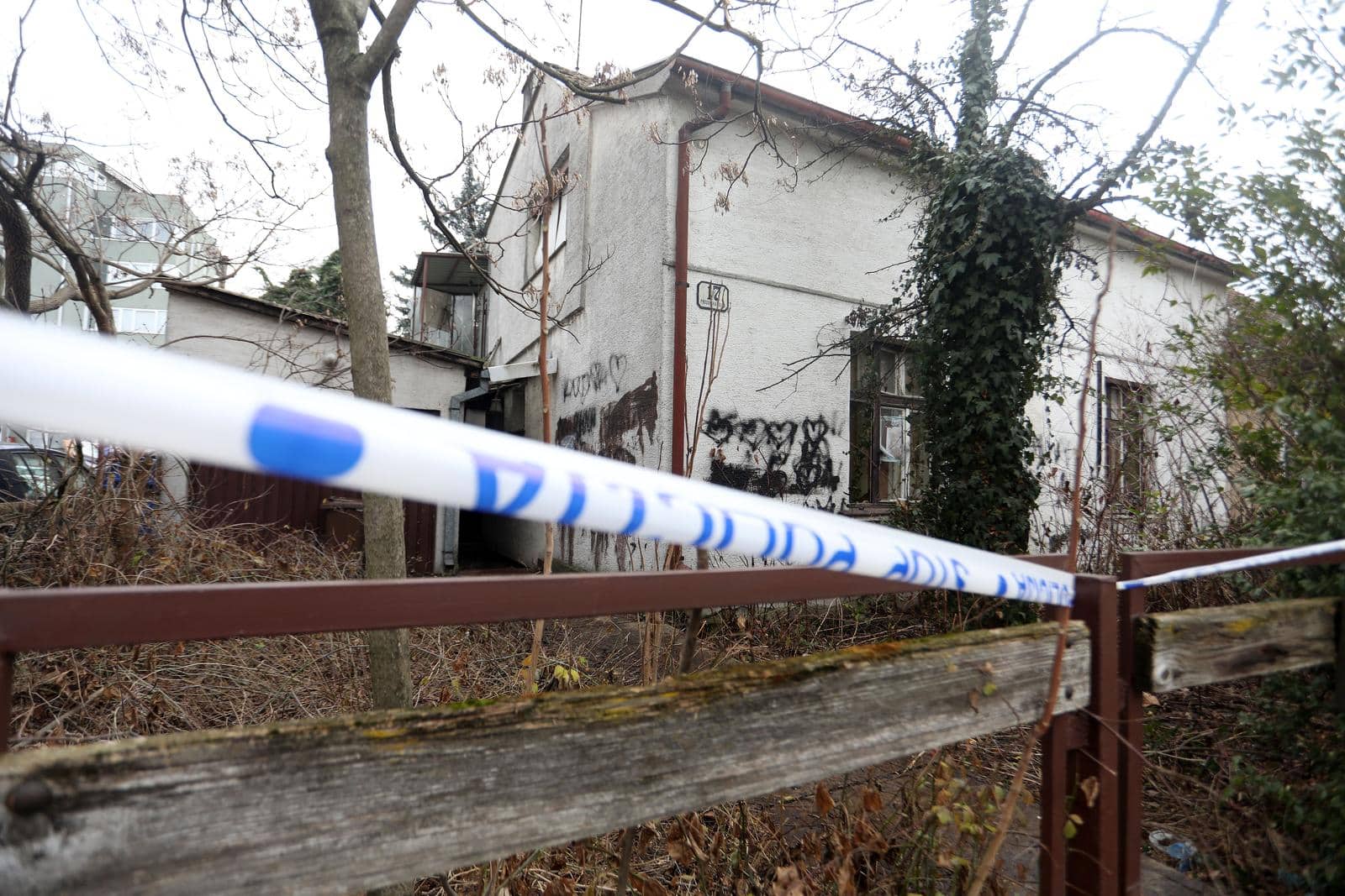 Zagreb: U napuštenoj kući na Knežiji pronađeno tijelo muškarca s vidljivom ozljedom