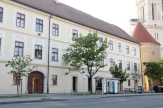 Zagrebačka nadbiskupija zbog potresa preselila urede na druge lokacije