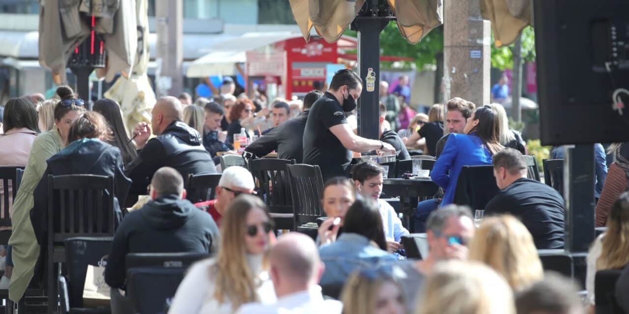 Zagreb: Kasno sunčano poslijepodne u centru grada
