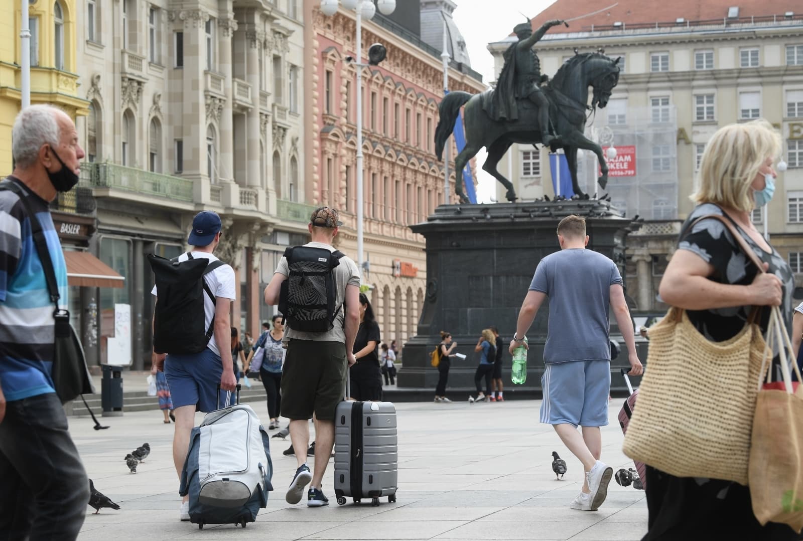 zagreb korona