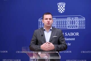 Zagreb: Hrebak na konferenciji o pravu građana da znaju gdje se troši njihov novac