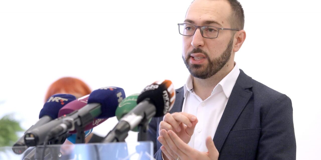 Zagreb: Klub zastupnika lijevog bloka održao konferenciju za medije uoči 37. Gradske skupštine