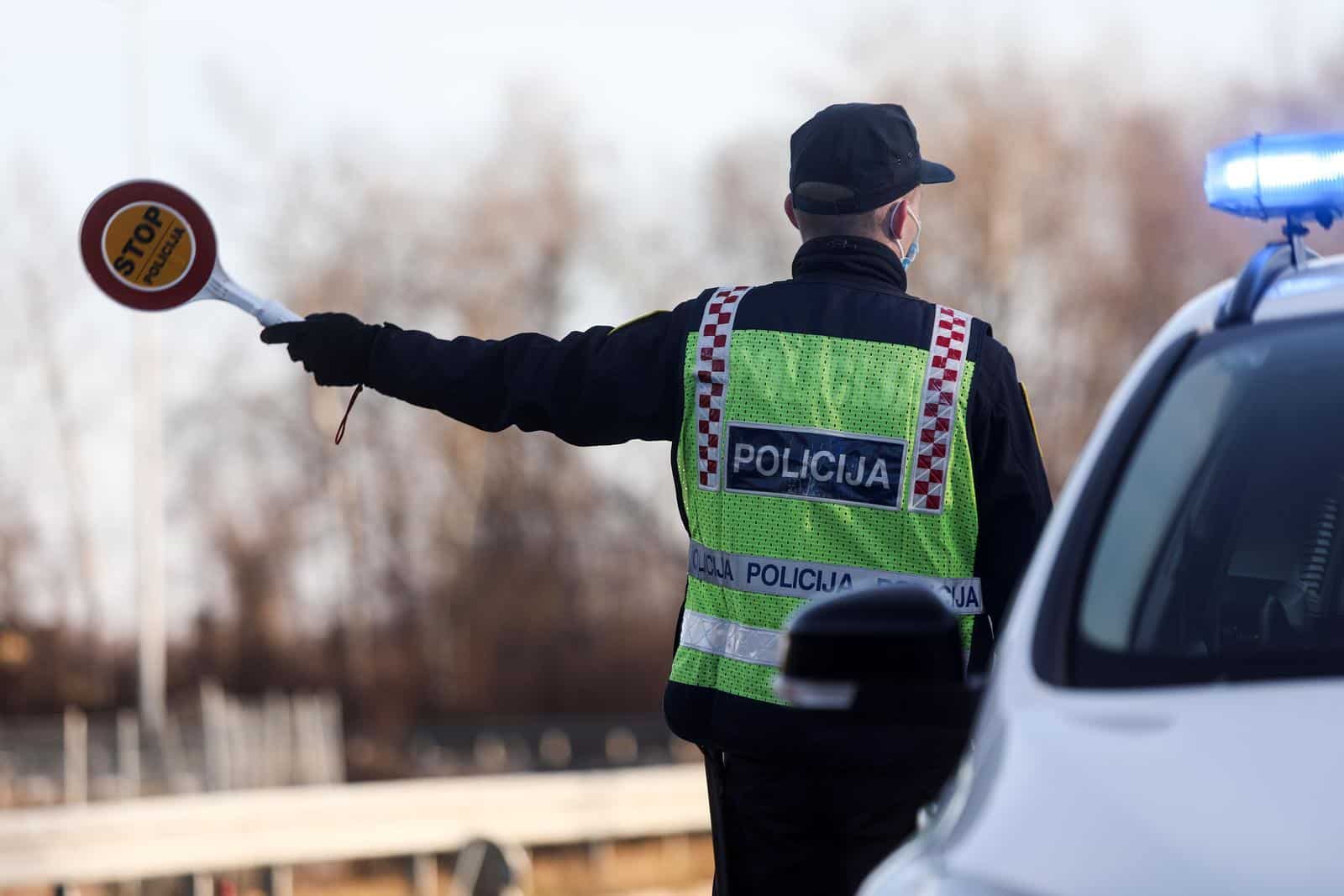 policija