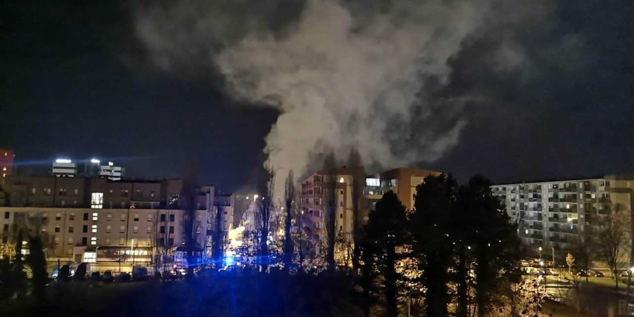 Zagreb: U naselju Špansko izgorio automobil