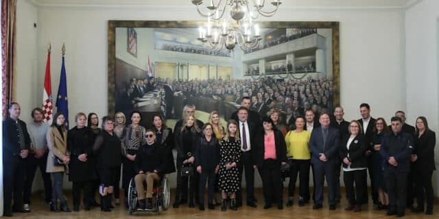 Predsjednik Sabora Gordan Jandroković primio je dobitnike nagrade Ponos Hrvatske